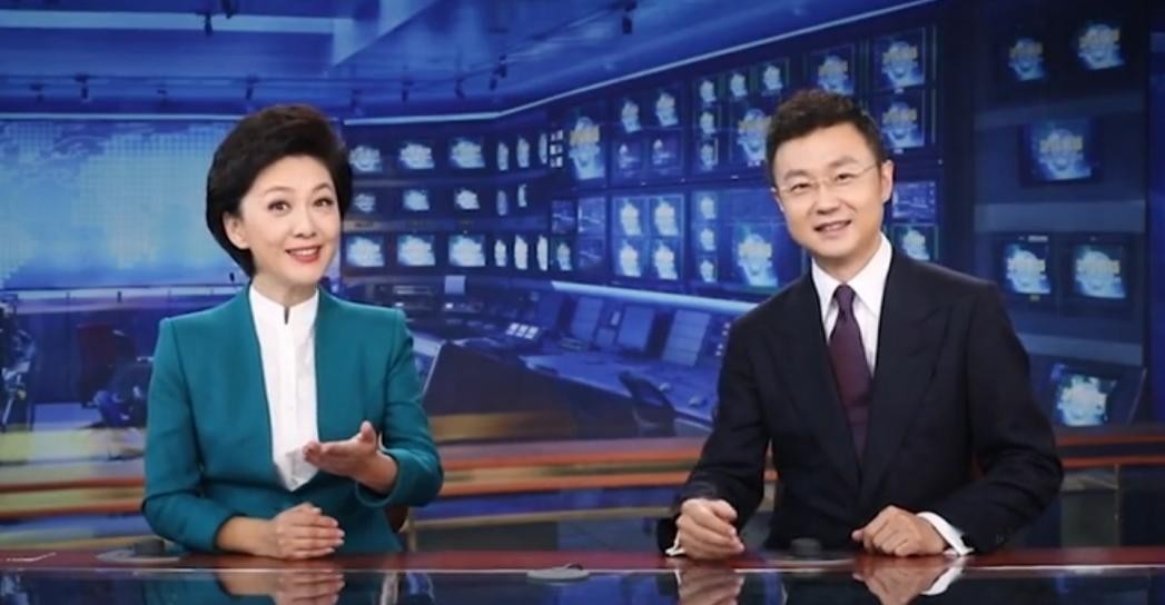 海霞与刚强主持《新闻联播》大改风格 引发纸托盘奥柏包装狂赞!